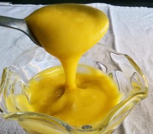 Is lemon curd the same as lemon pie filling?