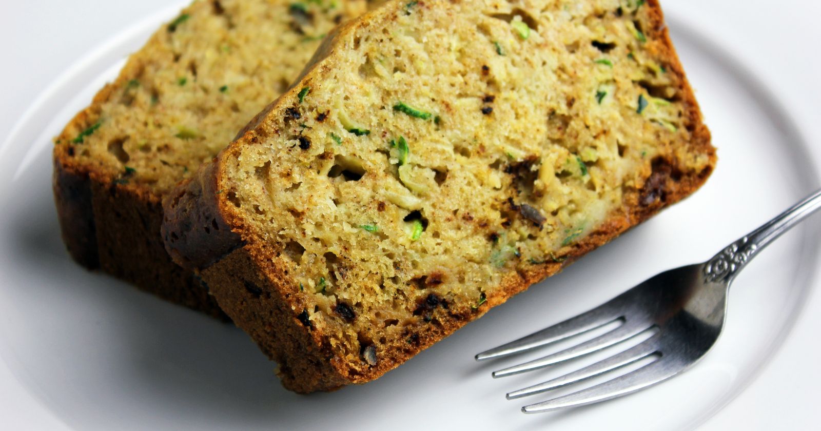 Do You Peel Zucchini For Zucchini Bread? - We Are Baking